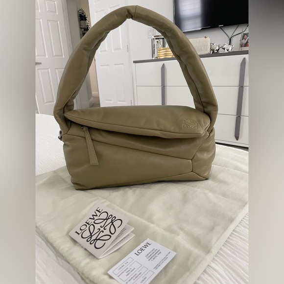 LOEWE Puffer Puzzle Hobo Bag - Picture 2 of 5